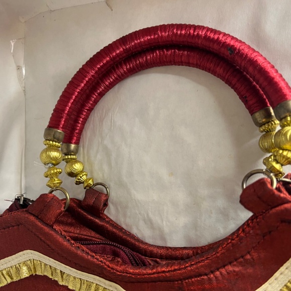 Lotus and Woman Decorated Exotic Tote Zip Closure - Picture 7 of 7